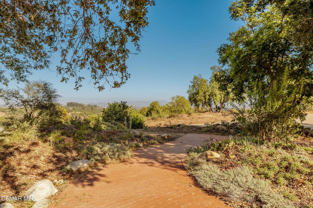 8000 Balcom Canyon Road Property Photo 11