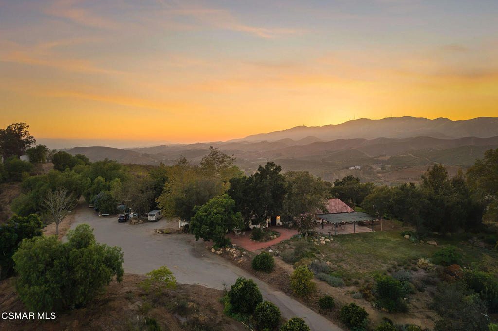 8000 Balcom Canyon Road Property Photo 32