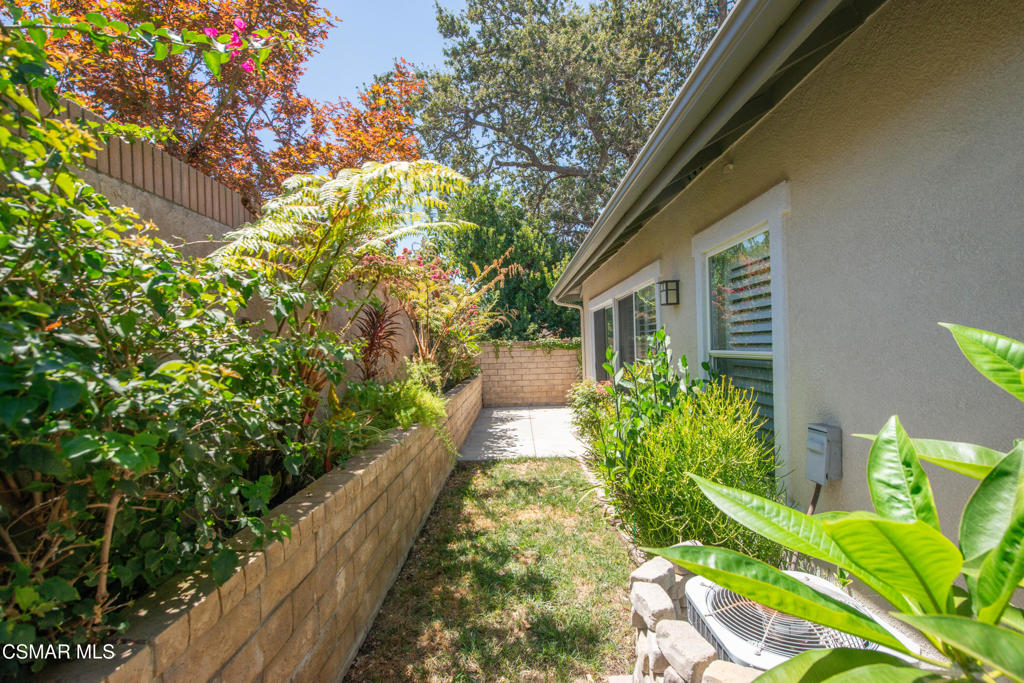2040 Freesia Avenue Property Photo 22