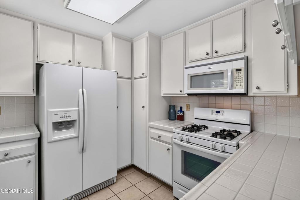 1113 Catlin Street B Property Photo 4