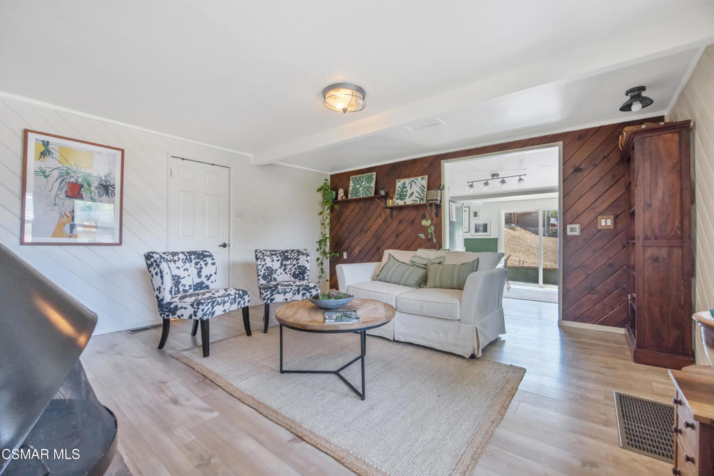 1268 Black Canyon Road Property Photo 1