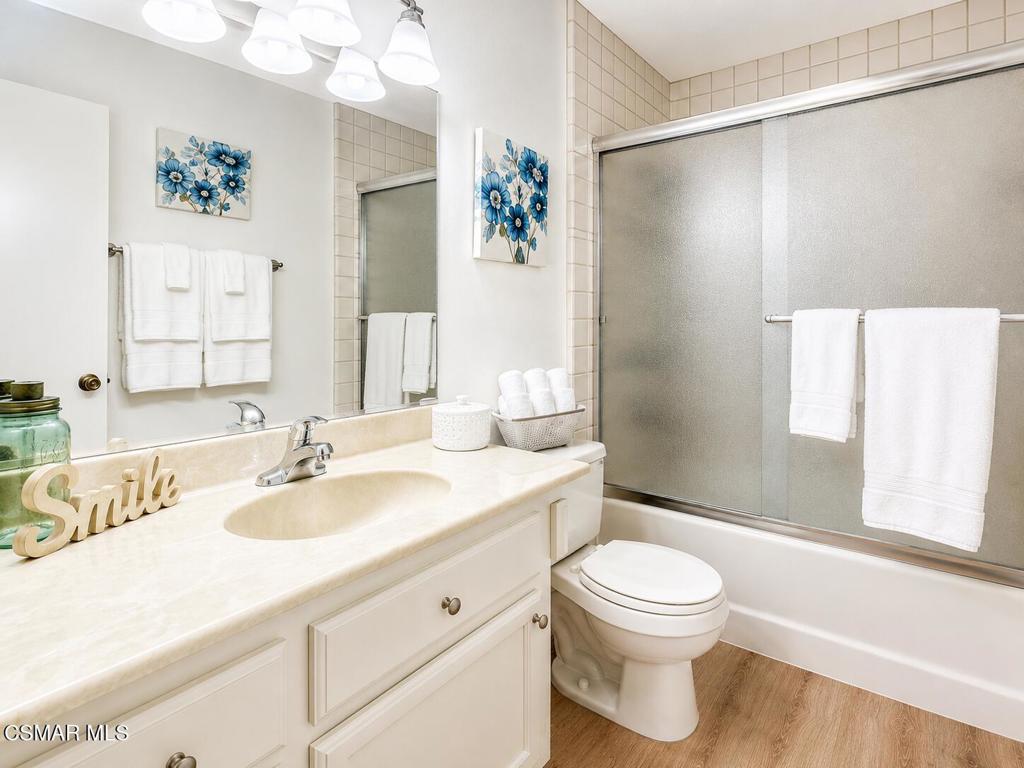 32355 Saddle Mountain Drive Property Photo 11