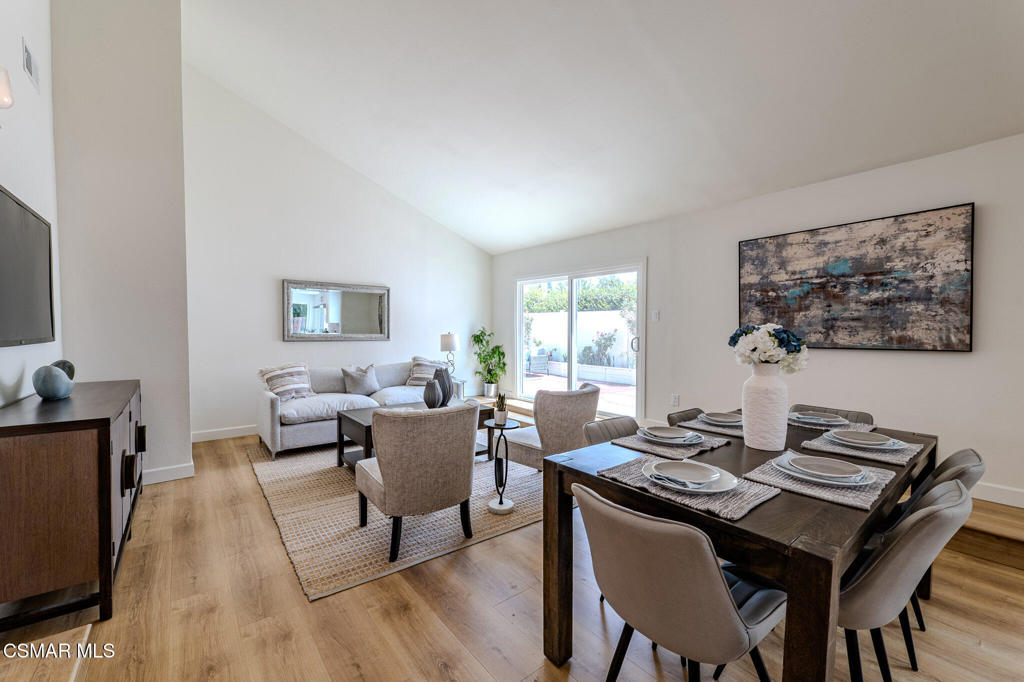 8018 Winnetka Avenue Property Photo 8