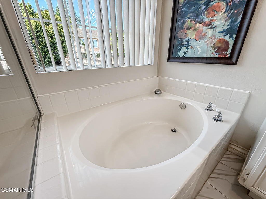 2710 Titania Place Property Photo 33