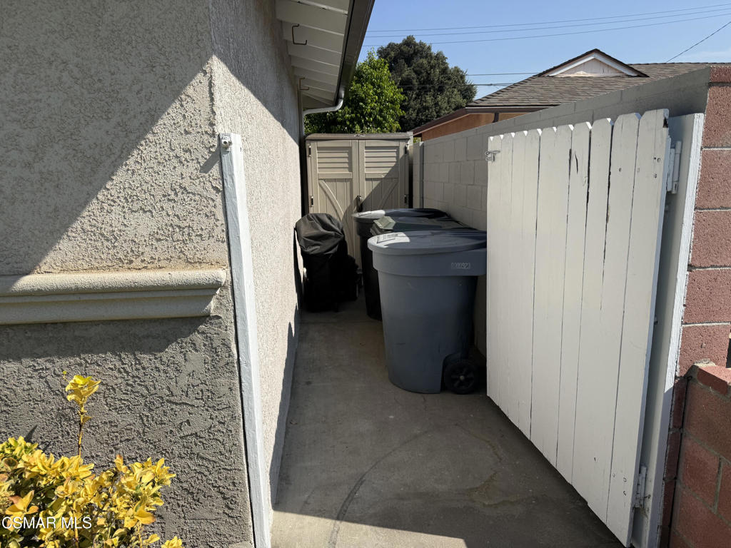 641 W Grondahl Street Property Photo 45