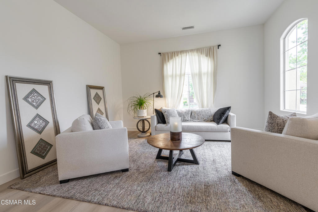 5314 Via Dolores Property Photo 5