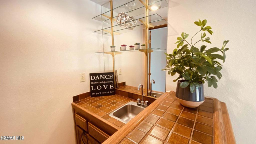 3630 Raincloud Court Property Photo 19