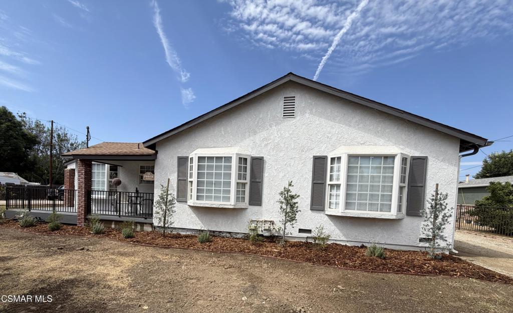 4475 Barnard Street Property Photo 3