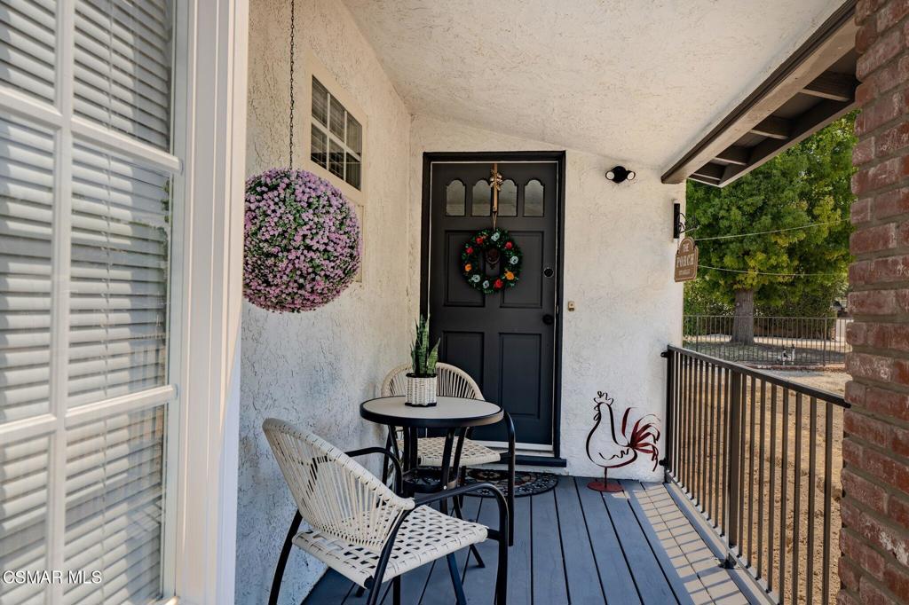 4475 Barnard Street Property Photo 5