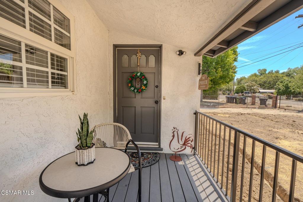4475 Barnard Street Property Photo 7
