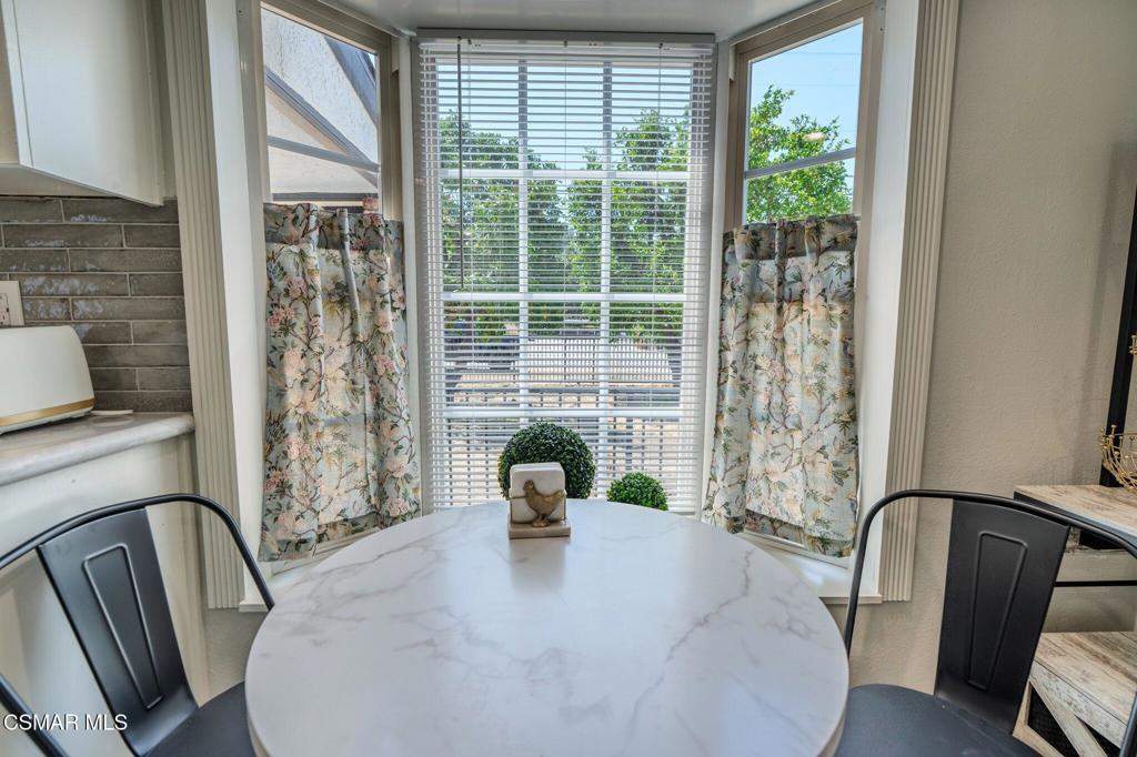 4475 Barnard Street Property Photo 44