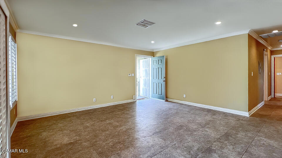 6501 Vanalden Avenue 6 Property Photo 5