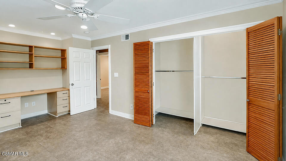 6501 Vanalden Avenue 6 Property Photo 26