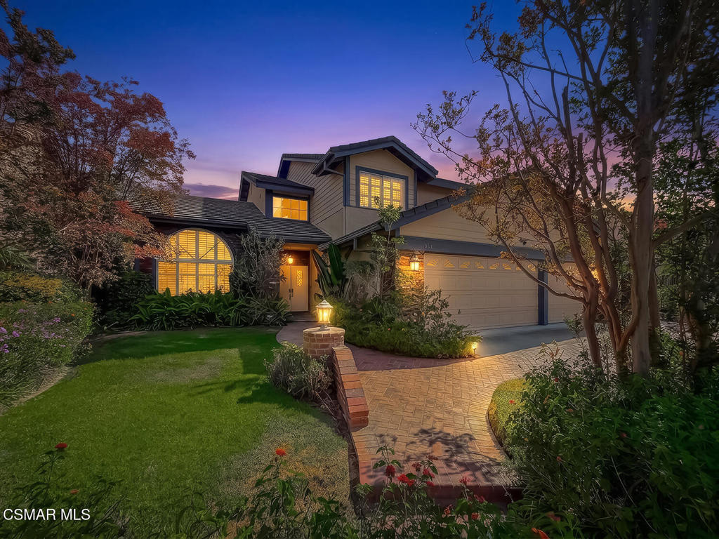 667 Azure Hills Drive Property Photo 1