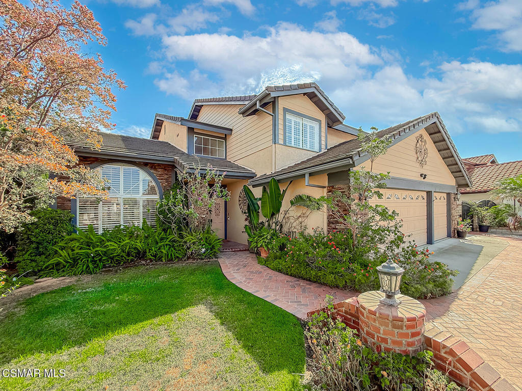 667 Azure Hills Drive Property Photo 3
