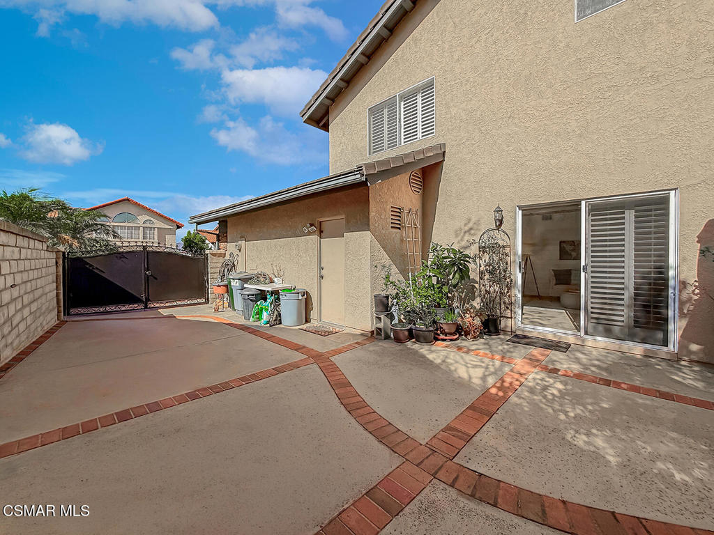 667 Azure Hills Drive Property Photo 63