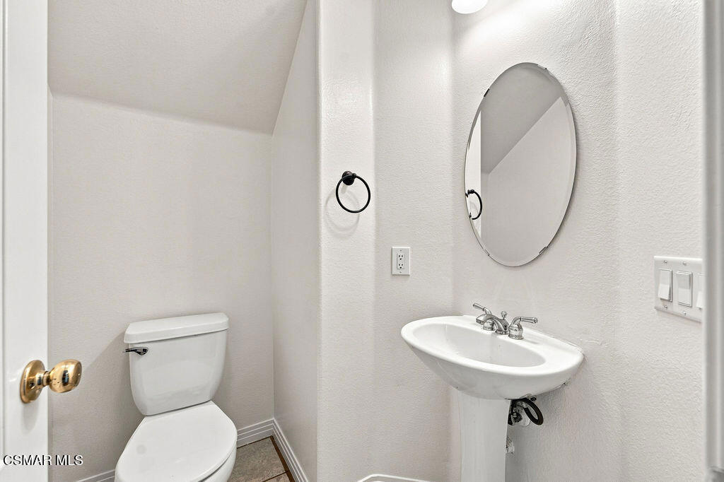 2493 Aurora Lane Property Photo 13