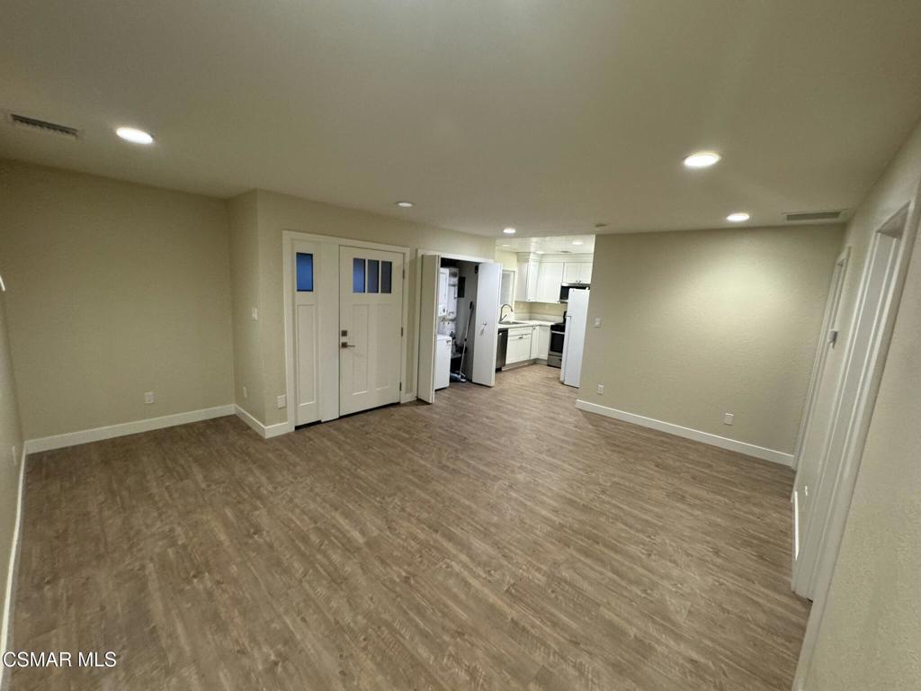 2049 Sebring Street B Property Photo 1