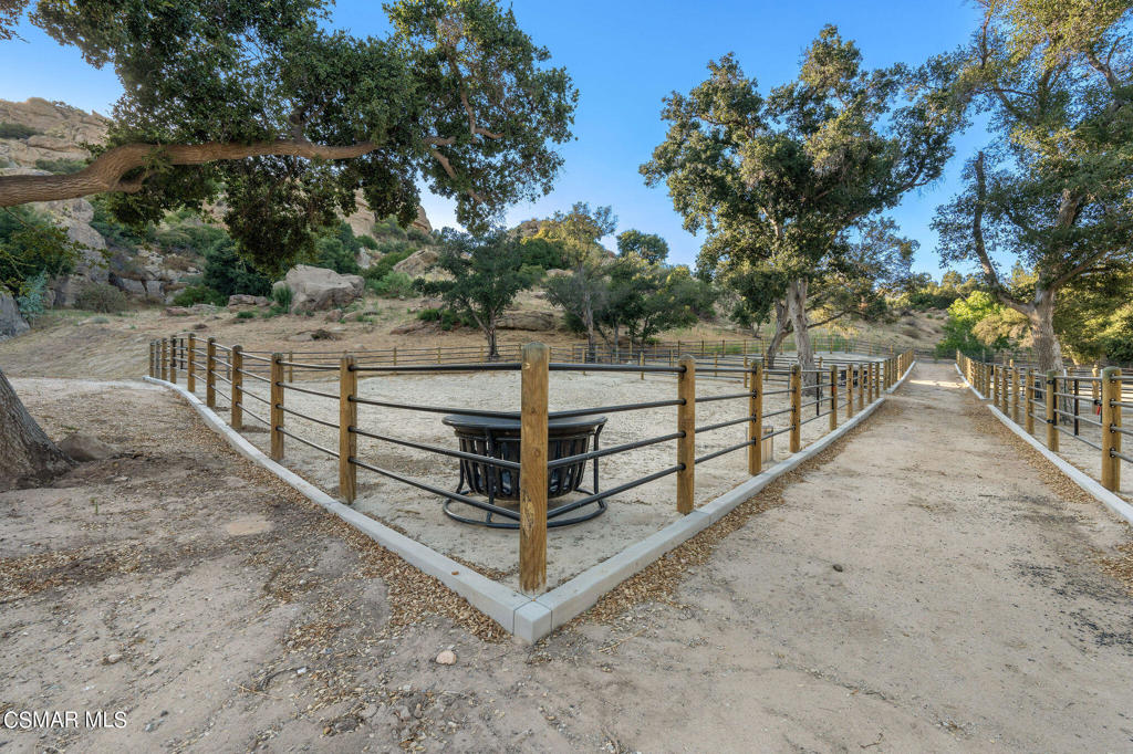 10869 Farralone Avenue Property Photo 14