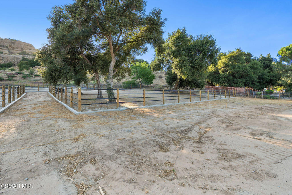 10869 Farralone Avenue Property Photo 15