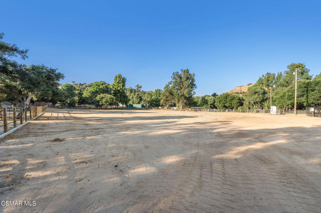 10869 Farralone Avenue Property Photo 17
