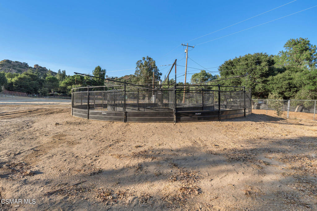 10869 Farralone Avenue Property Photo 18