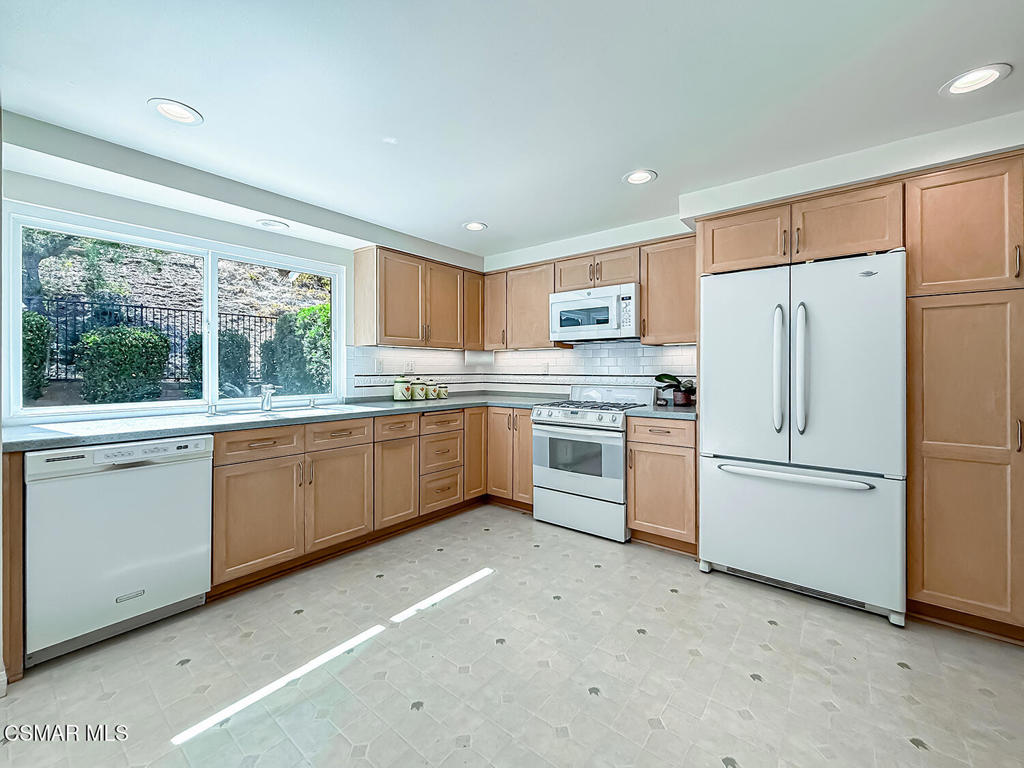 28788 Eagleton Street Property Photo 16