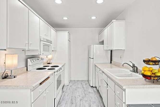 1218 Landsburn Circle Property Photo 7