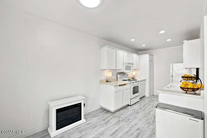 1218 Landsburn Circle Property Photo 11