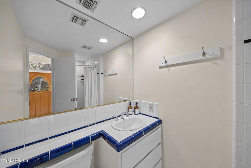 2025 Mckain Street Property Photo 19