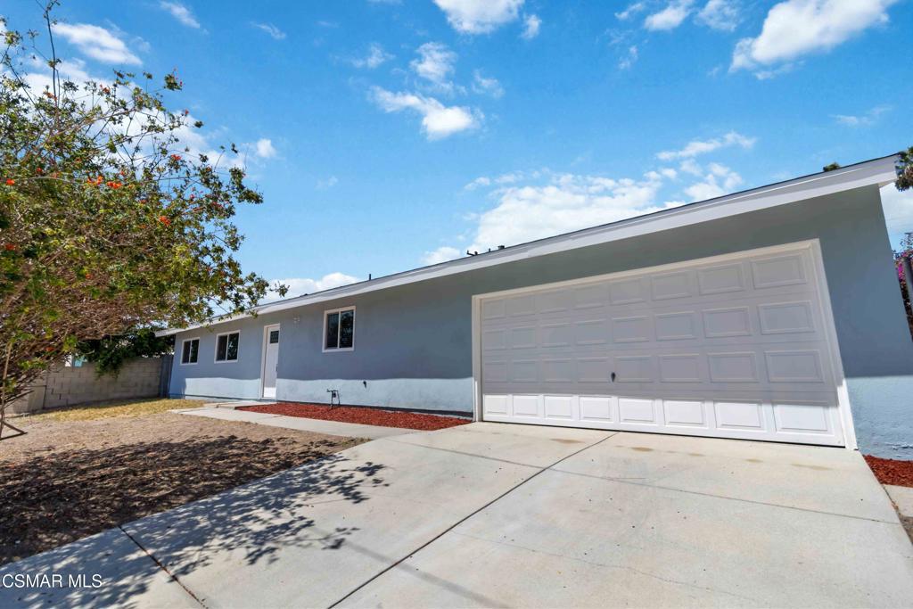 1447 Alexander Street Property Photo 5