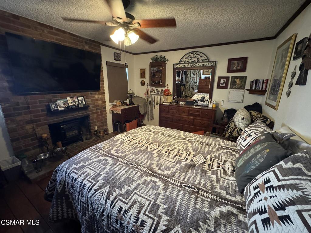 22900 Roscoe Boulevard Property Photo 11