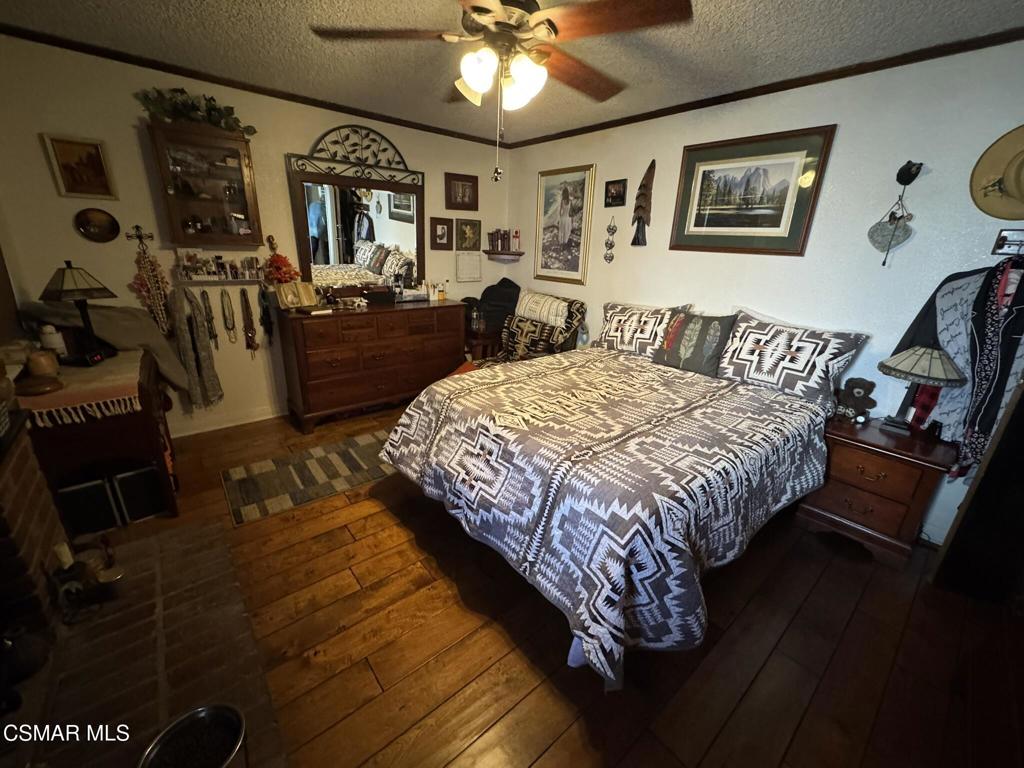 22900 Roscoe Boulevard Property Photo 12