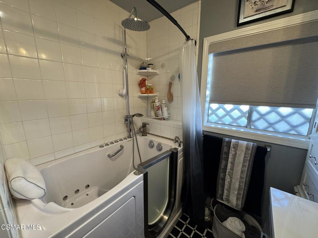 22900 Roscoe Boulevard Property Photo 15