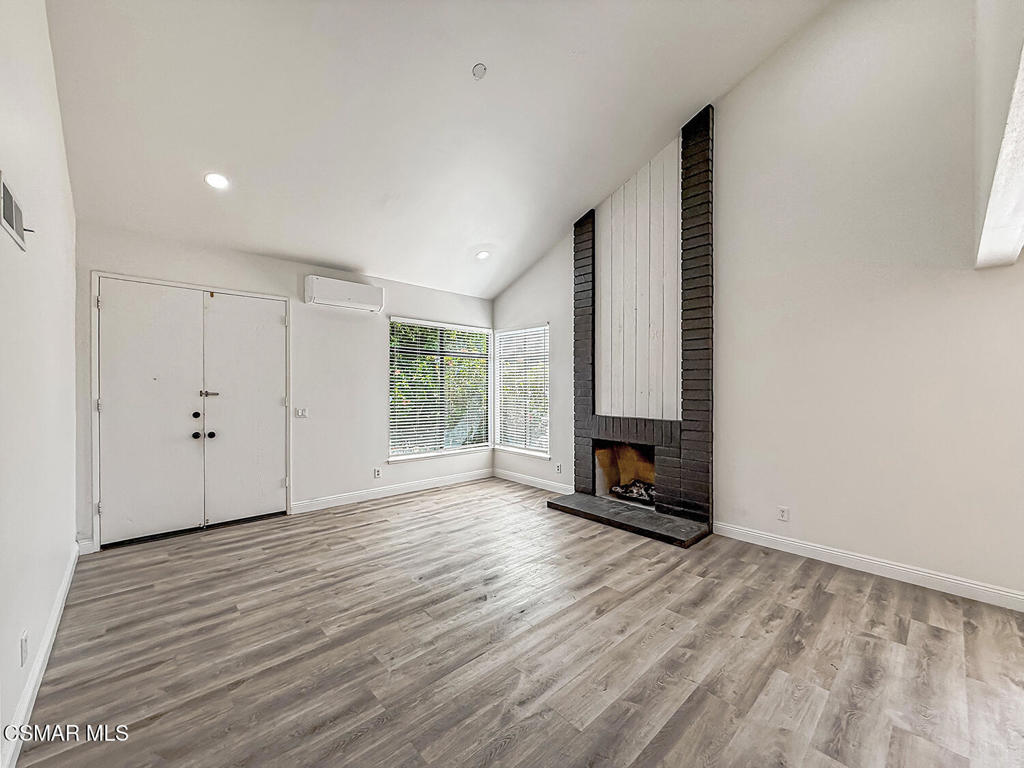 831 Catlin Street Property Photo 6