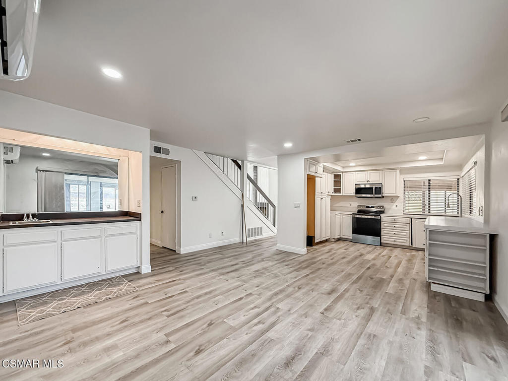 831 Catlin Street Property Photo 12