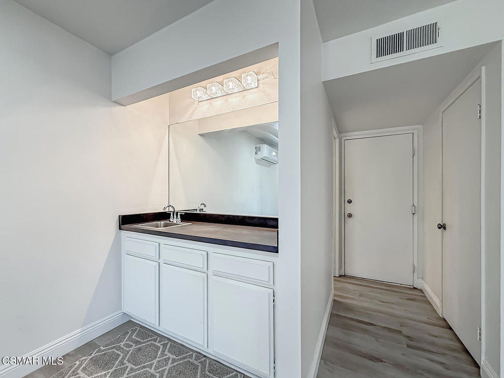 831 Catlin Street Property Photo 13
