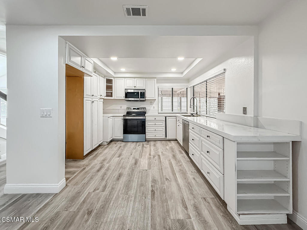 831 Catlin Street Property Photo 14