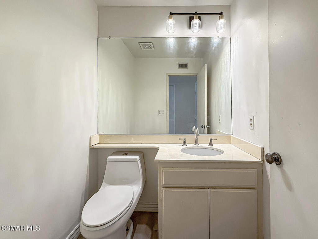 831 Catlin Street Property Photo 18