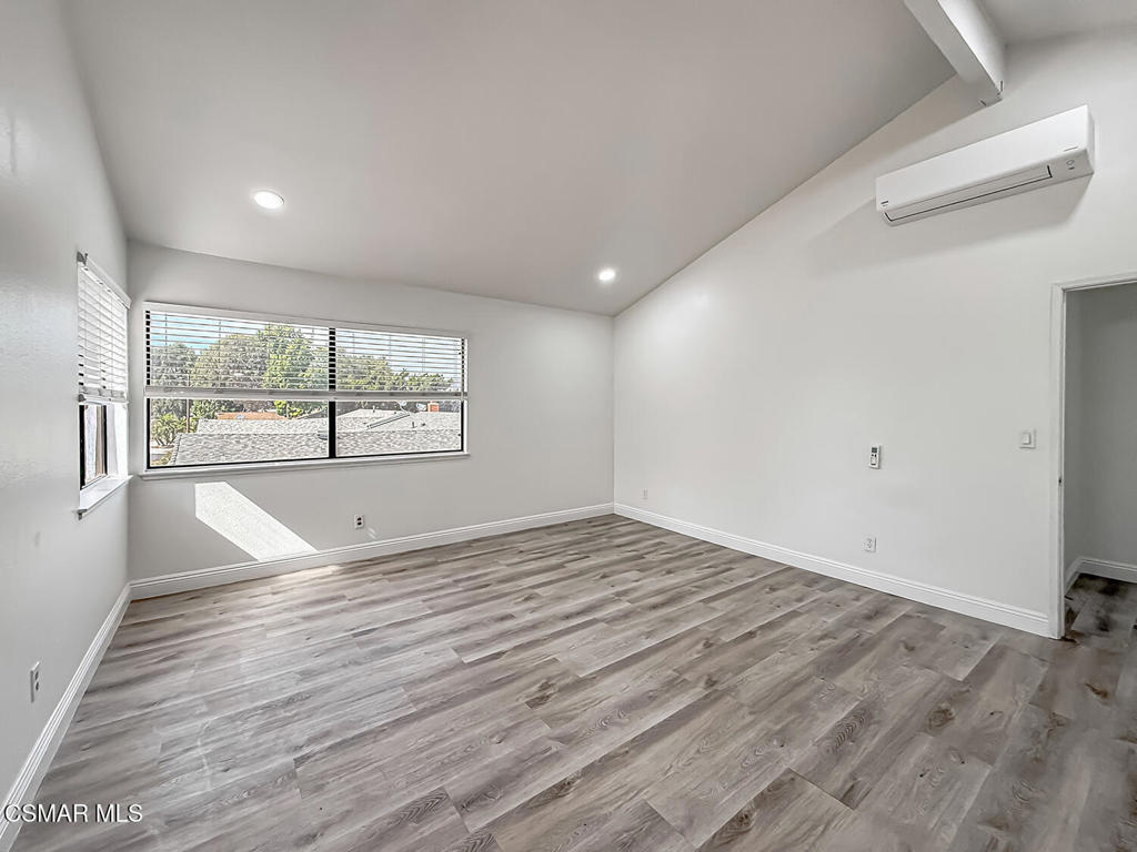 831 Catlin Street Property Photo 23