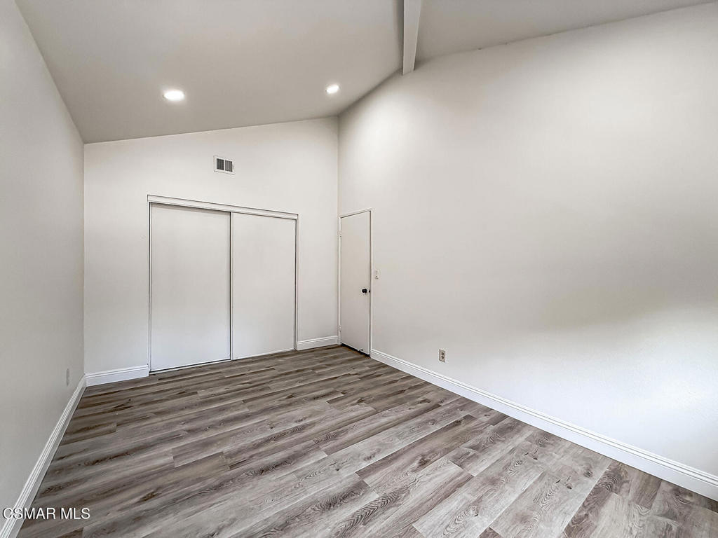 831 Catlin Street Property Photo 29