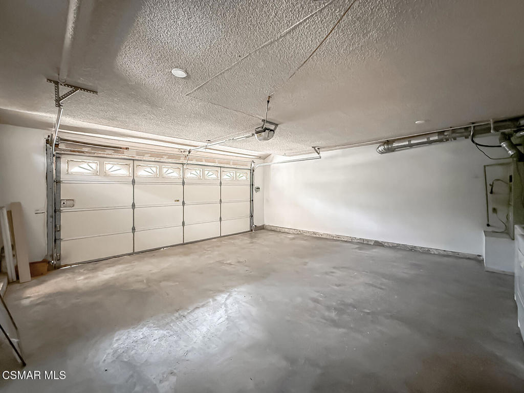 831 Catlin Street Property Photo 39
