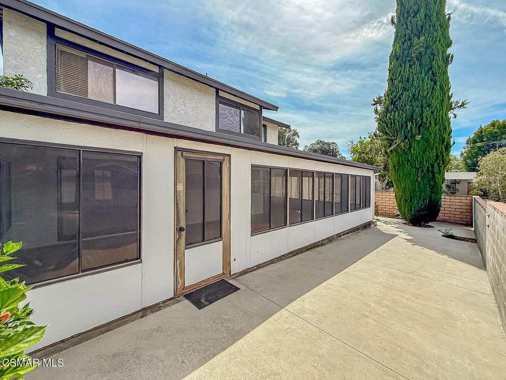 831 Catlin Street Property Photo 47