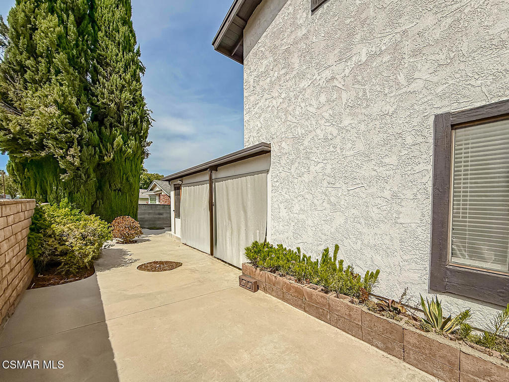 831 Catlin Street Property Photo 48