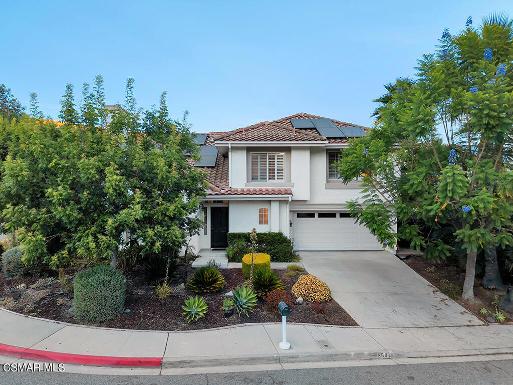 588 Monteleone Avenue Property Photo 2