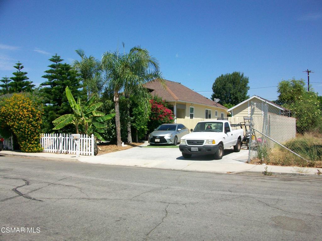 923 Pacific Avenue Property Photo 1
