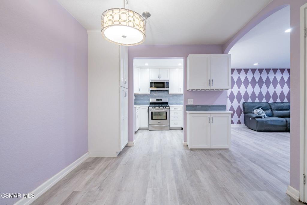 1043 Waltham Road E Property Photo 15