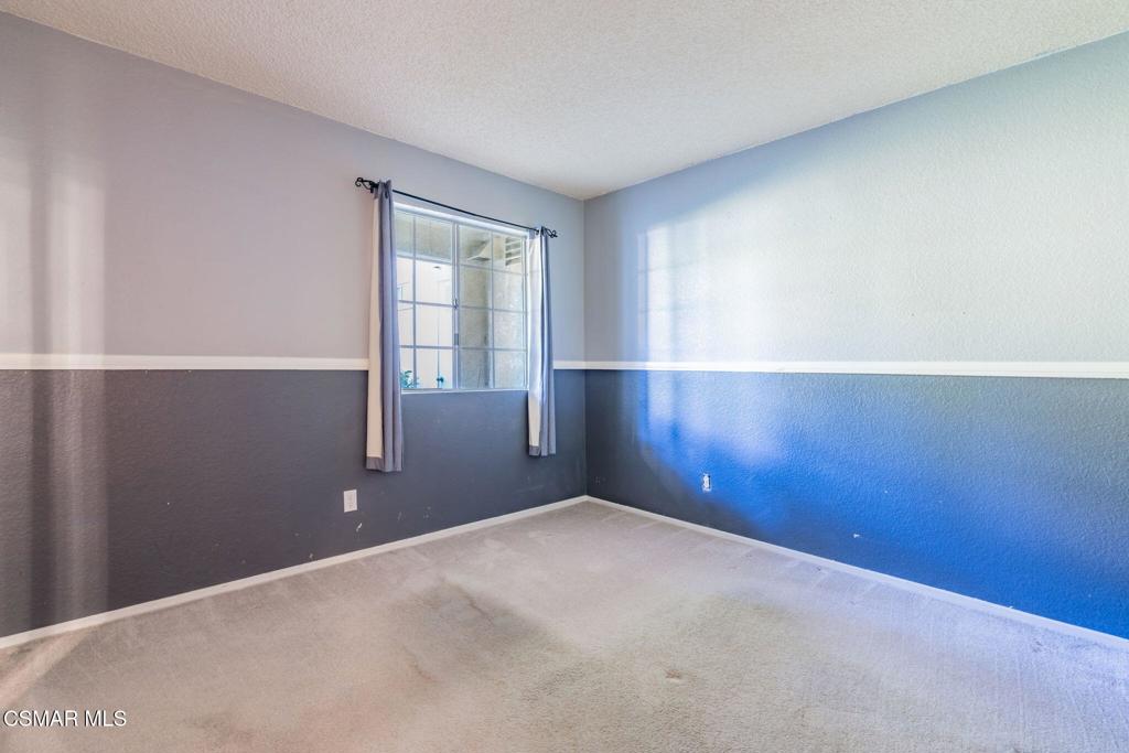 1043 Waltham Road E Property Photo 20