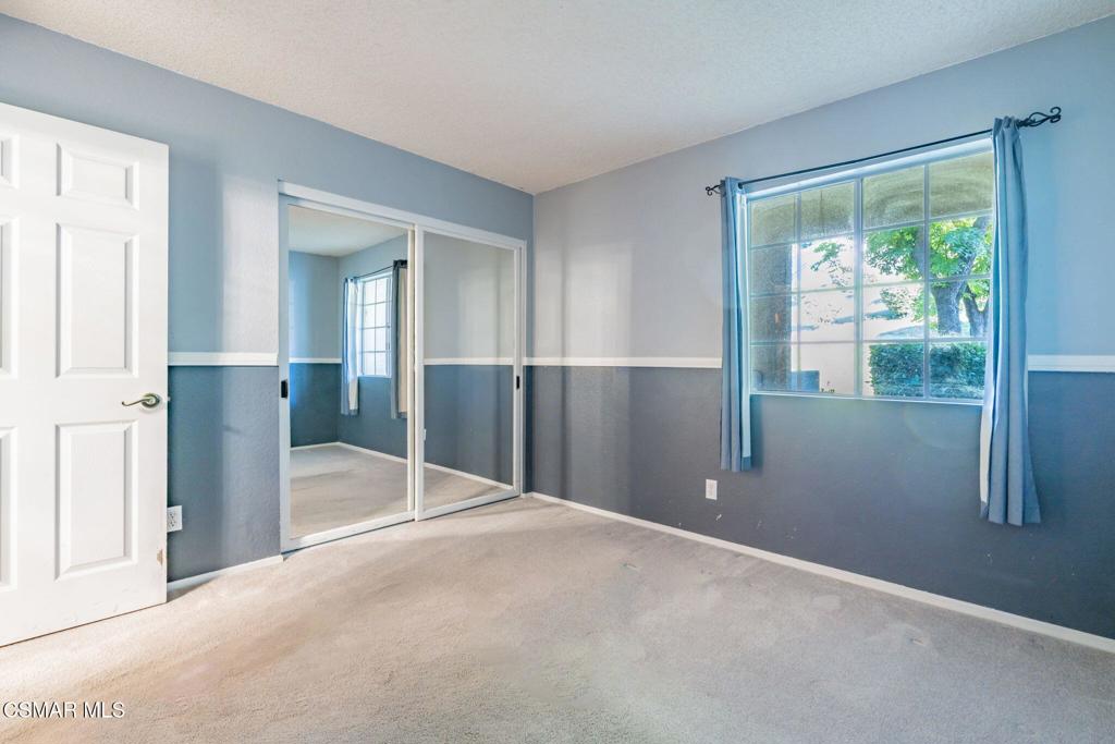 1043 Waltham Road E Property Photo 22