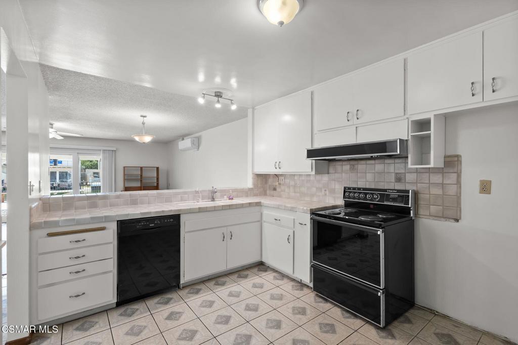 1654 Edgewater Lane Property Photo 14